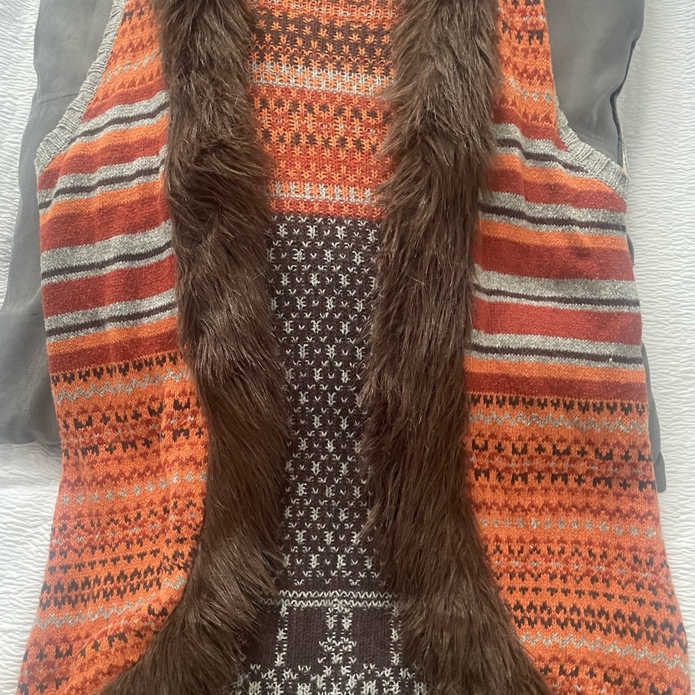 Forever 21 Orange and Brown Knit Vest with Faux Fur Trim